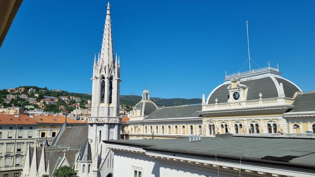 Milano Apartment Trieste Bagian luar foto