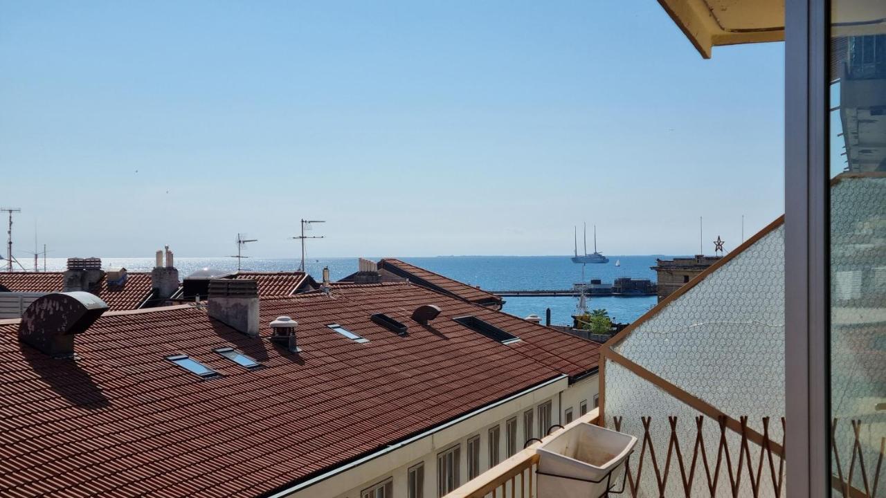 Milano Apartment Trieste Bagian luar foto