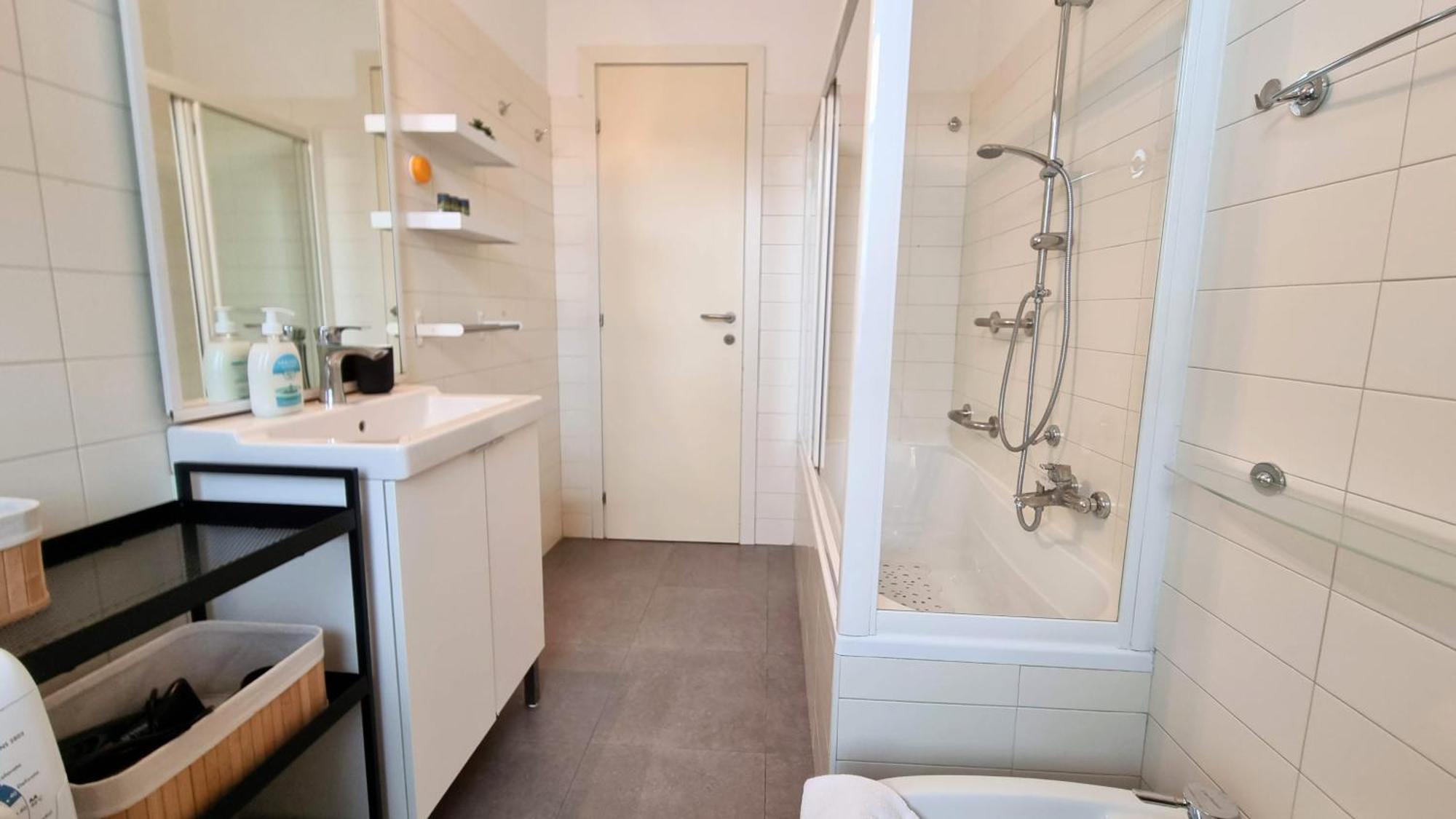 Milano Apartment Trieste Bagian luar foto