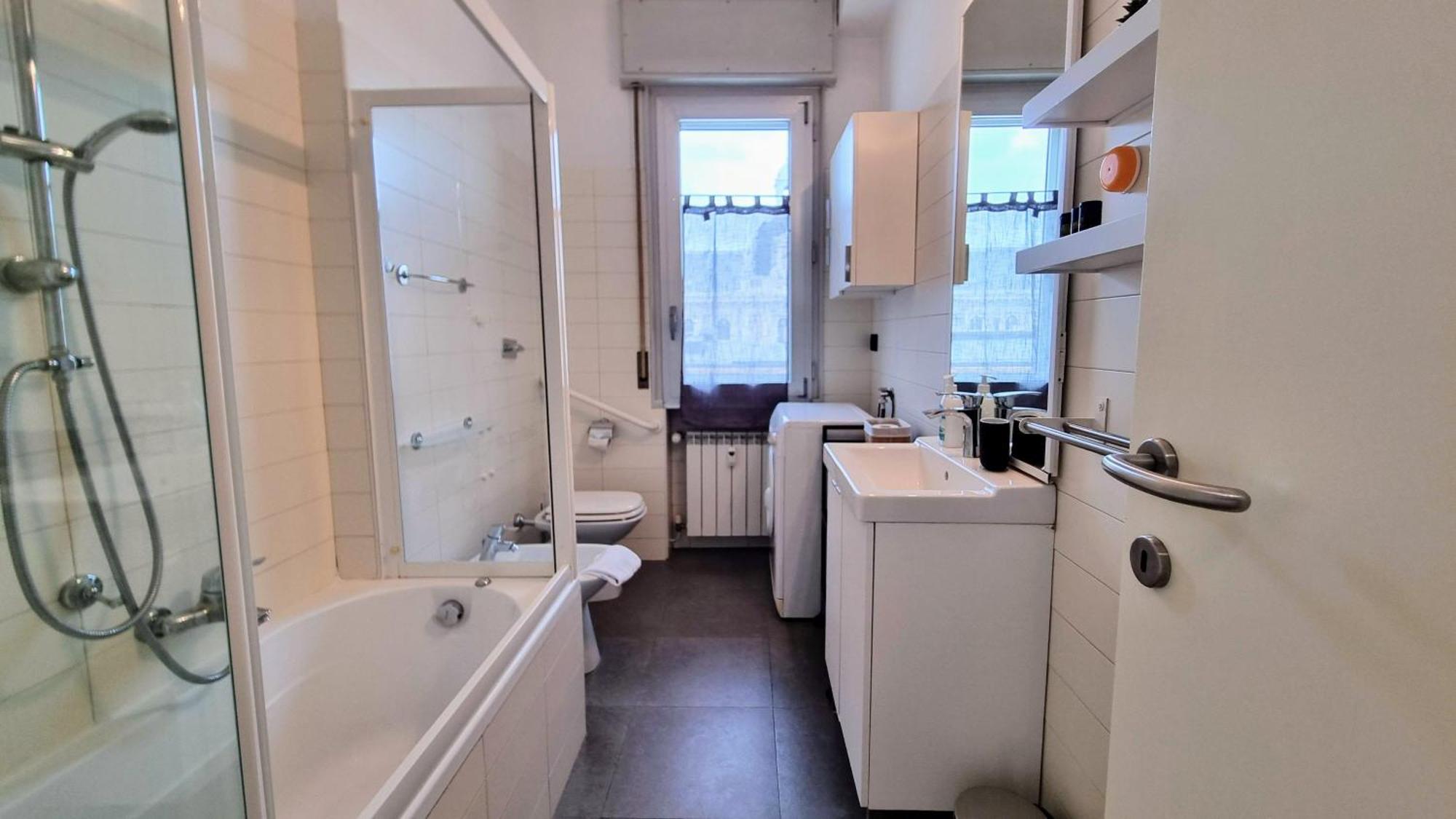 Milano Apartment Trieste Bagian luar foto